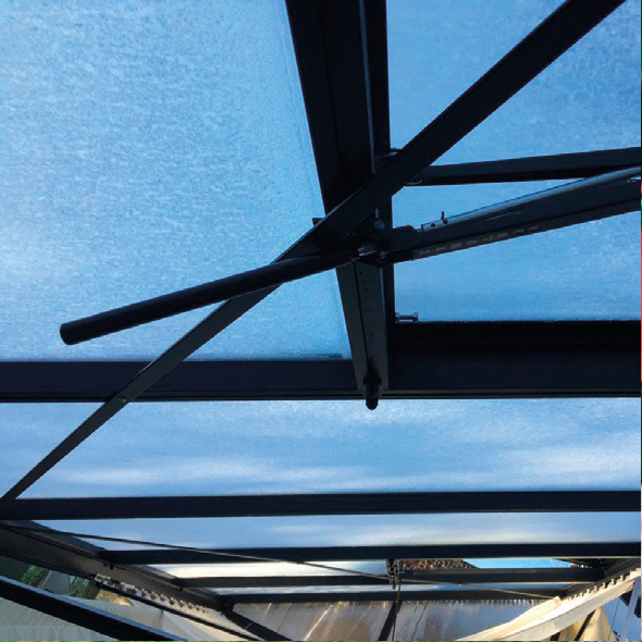 Unsere Produktion RW AUT Dachfensteroeffner RW AUT Dachfensteroeffner